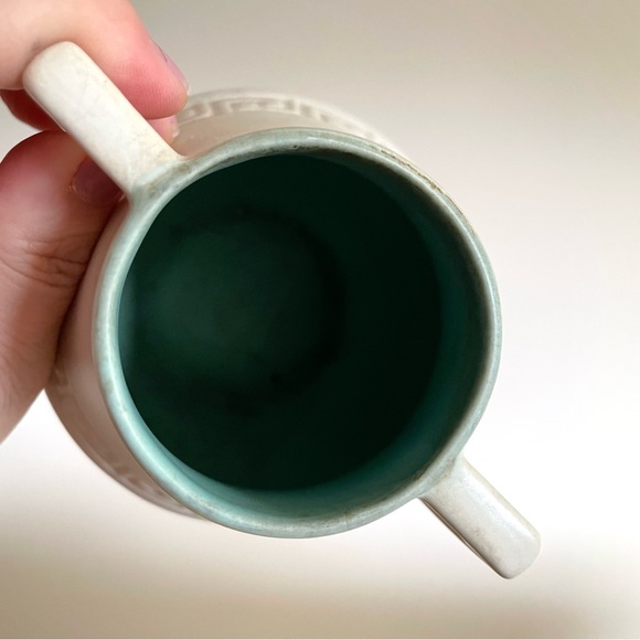 💥💥MOVING SALE💥💥Vintage pottery handled vase Greek key motif Art Deco Coors? READ - Picture 5 of 9